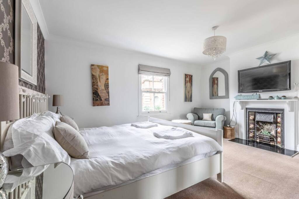 Villa Windsor Town Centre Victorian Townhouse Sleeps 6 Exterior foto