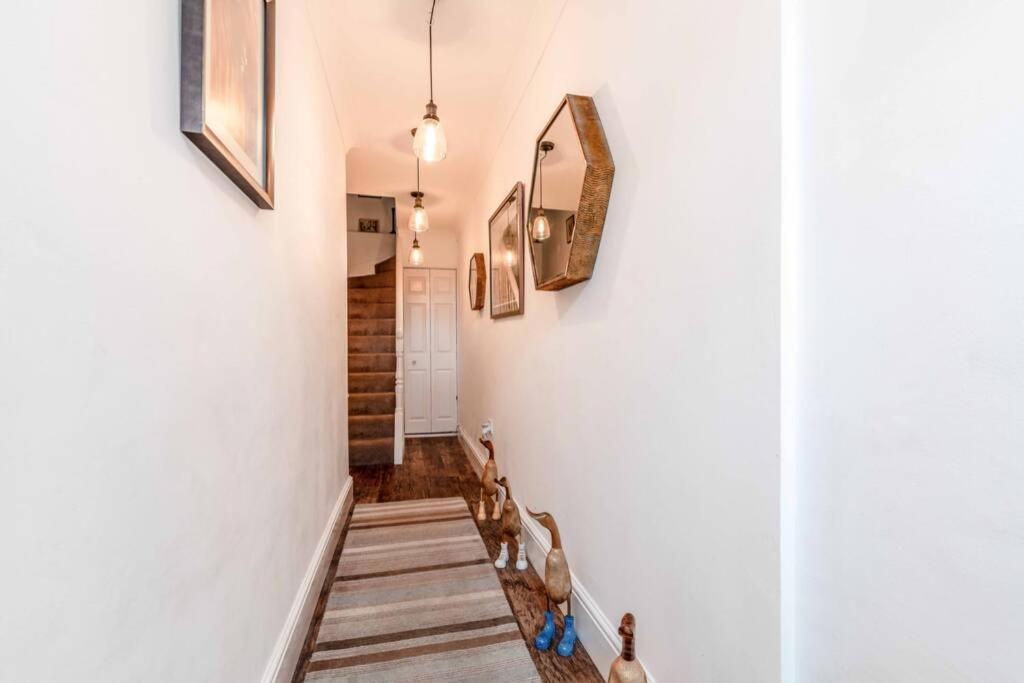 Villa Windsor Town Centre Victorian Townhouse Sleeps 6 Exterior foto
